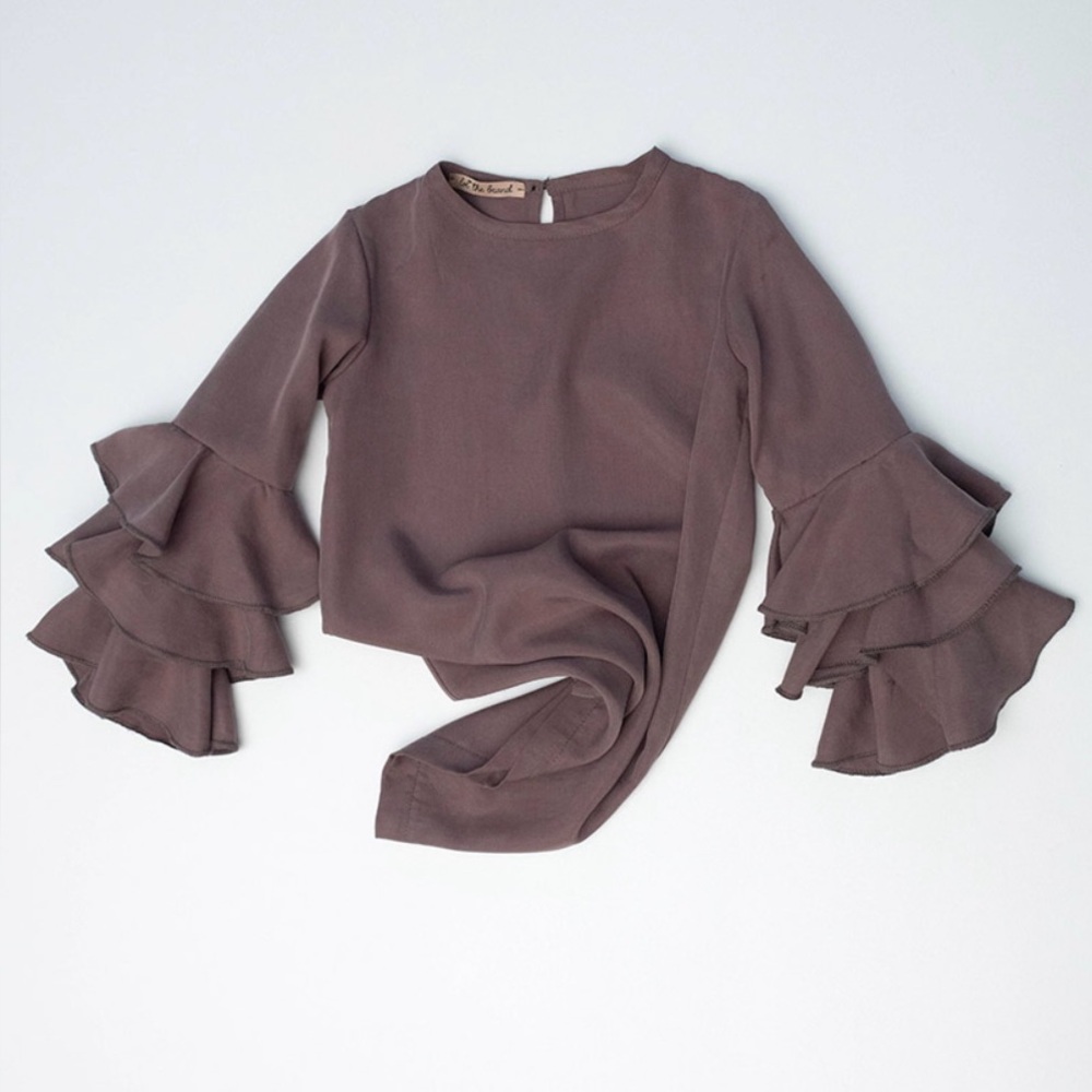 lol* the brand The Must Have Crazy Bell Dress size 6-8 years